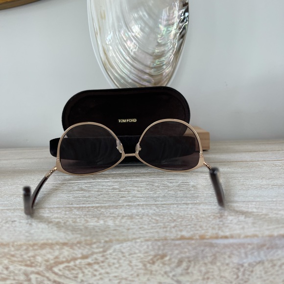 Tom Ford Miranda Sunglasses - Picture 6 of 8